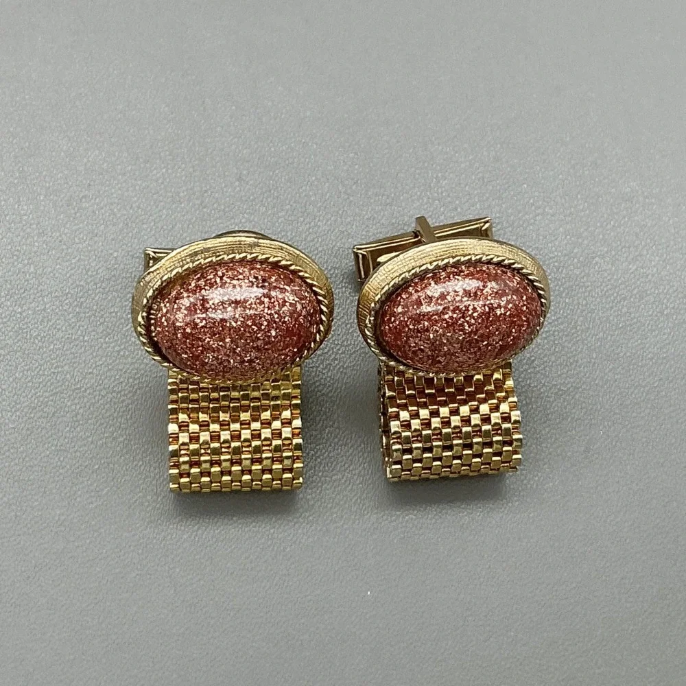 Vintage Gold Tone Mesh Wrap Around Cufflinks Faux Goldstone Cabochon Mid Century